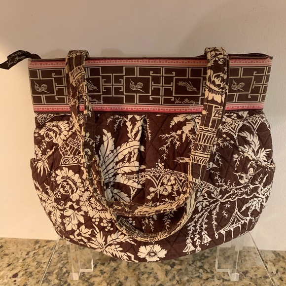 Vera Bradley Handbags - Vera Bradley Imperial Toile Cloth Shoulder bag